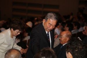 10 種市市長退場