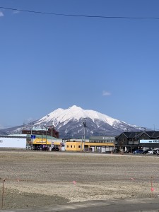 B7DB0B35-6404-4881-8536-000B87D20A96